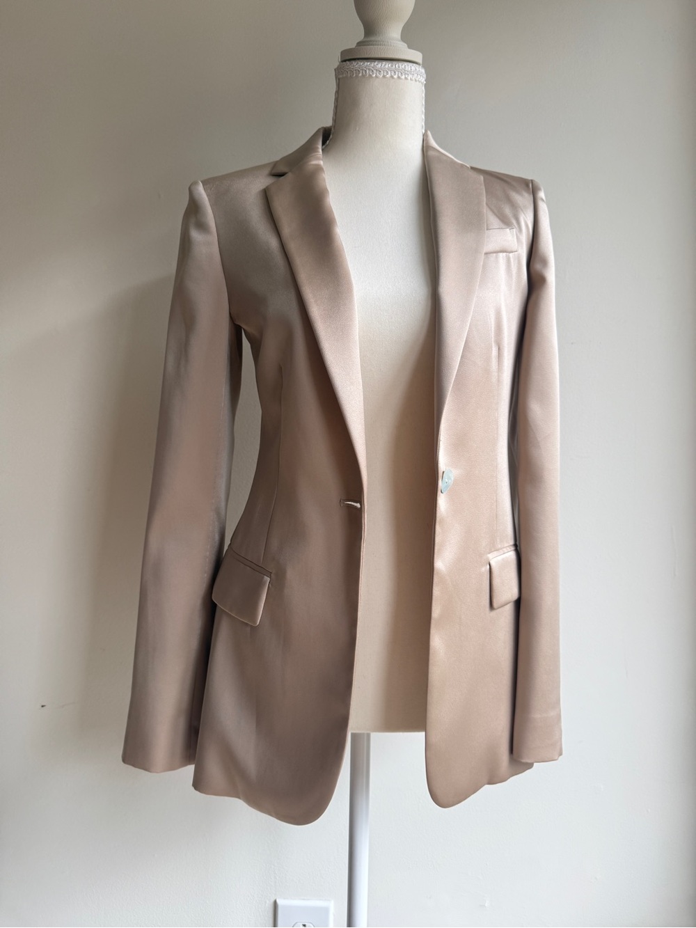 Theory Beige Silk Blazer